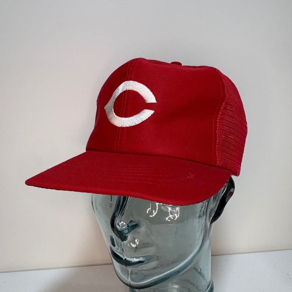 Vintage 80's MLB Cincinnati Reds Mesh Trucker Hat